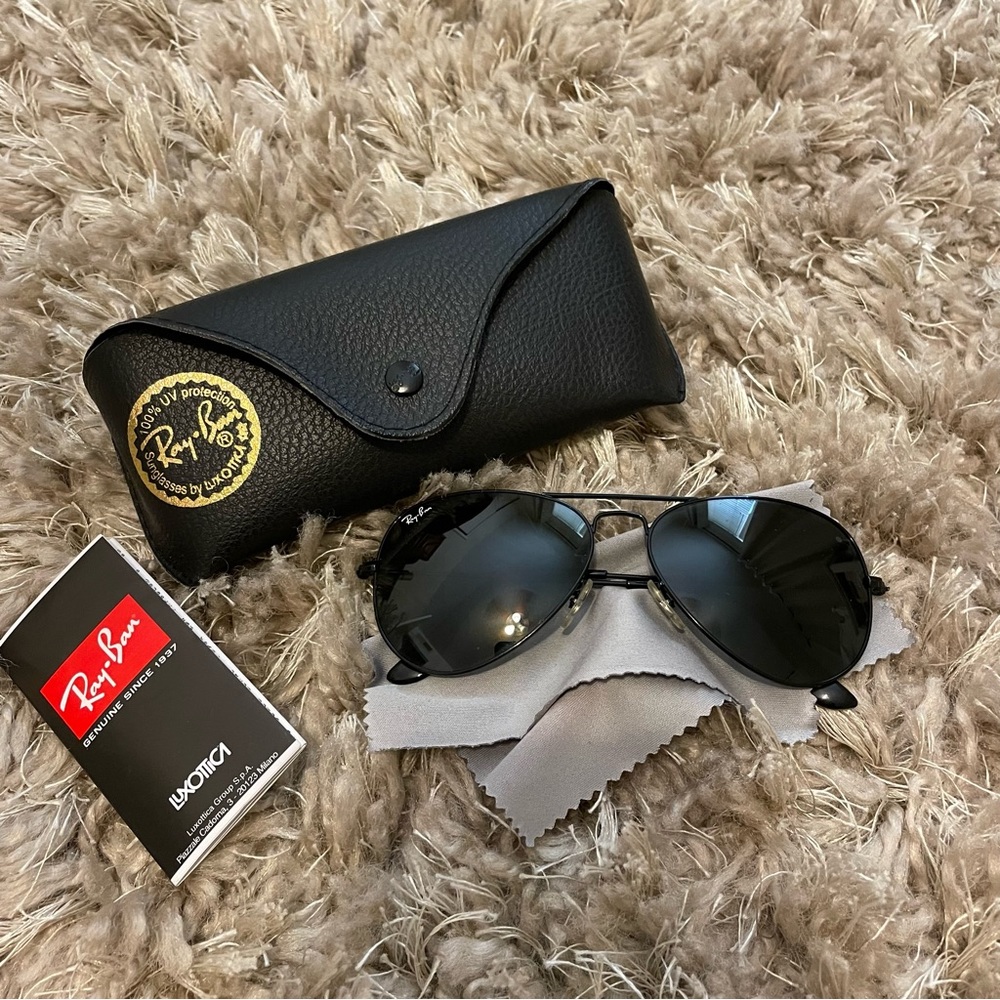Ray Ban 3025 Large Metal Aviator Sunglasses
